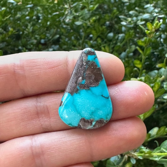 Jewelry - Bisbee Turquoise Cabachon